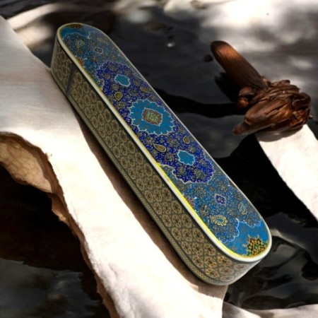  Bronz Kakmalı İran Minyatür Desenleriyle Süslenmiş Silindirik El Yapımı Ahşap Kutu