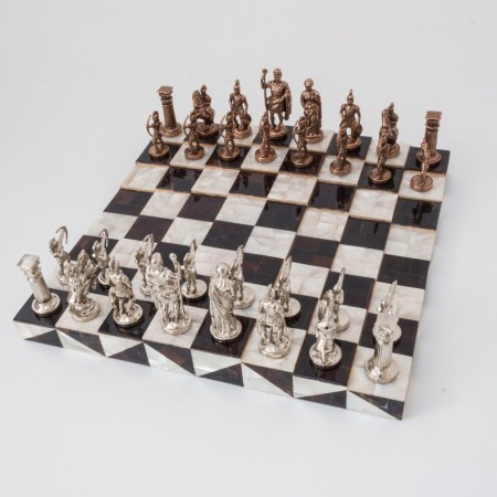 Piramit Sedefli Satranç Altı / Siyah - Beyaz