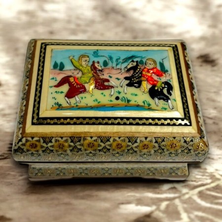 Bronz Kakmalı İran Minyatür Desenleriyle Süslenmiş El Yapımı Ahşap Kutu