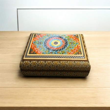 Bronz Kakmalı İran Minyatür Desenleriyle Süslenmiş El Yapımı Ahşap Kutu