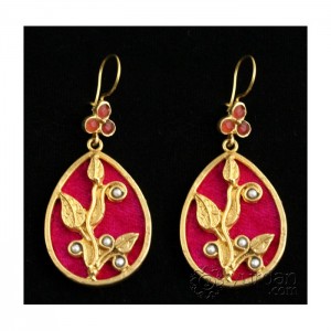 El işi pirinç küpe